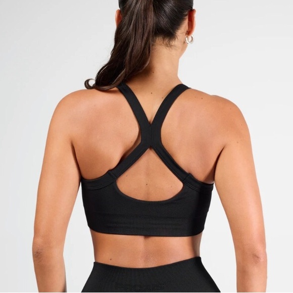 Set of leggings and sport bra - Picture 4 of 6